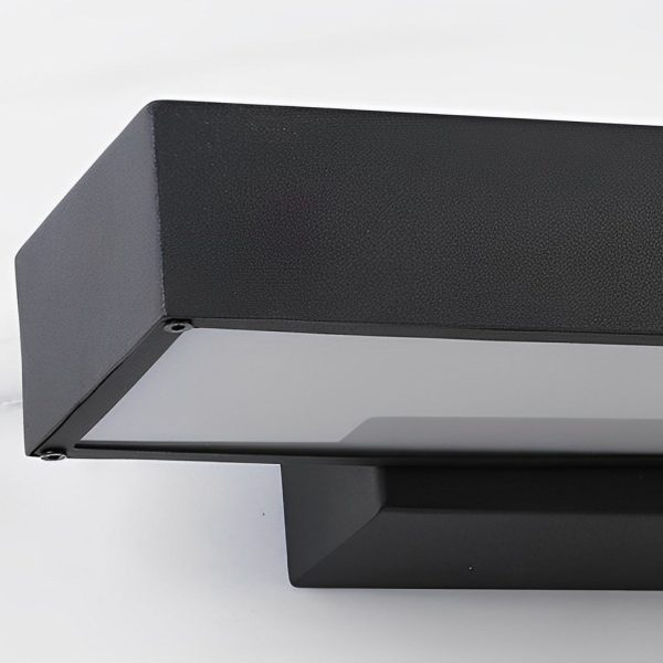 BSLANG8330 Outdoor Motion Sensor Black Rectangle Wall Light - Image 6