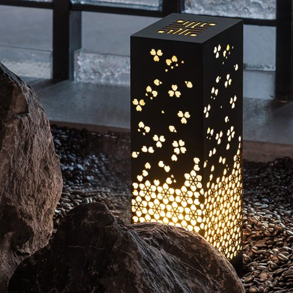 BSLANG8348 Asian Style Perforated Garden Lighting with Decorative Snowflake Design - Image 4