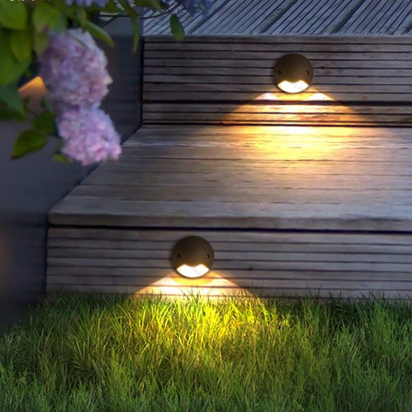 BSLANG8355 Sleek LED Cap Light for Garden Stairs, Deck & Pathways - Image 3