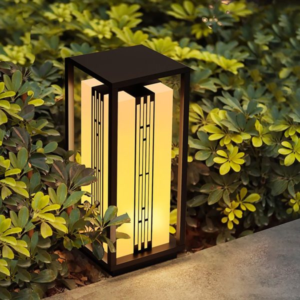 BSLANG8351 Elegant Retro Outdoor Garden Lamp with Refined Line Design - Image 3
