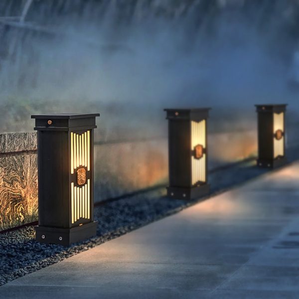 BSLANG8353 Traditional LED Post Light Retro Black Waterproof Outdoor Garden Lighting - Image 6
